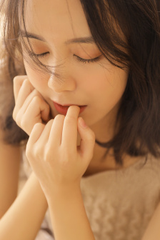 地缚少年花子君